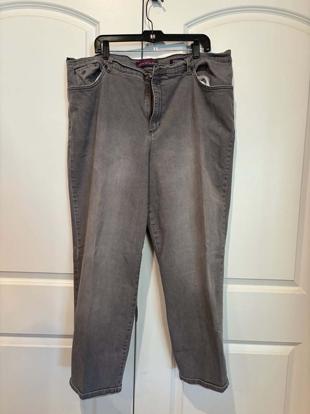 Gloria Vanderbilt Amanda Jeans Size 24W Grey Denim